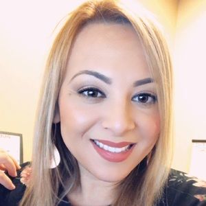 Meet your Posher, Reyna